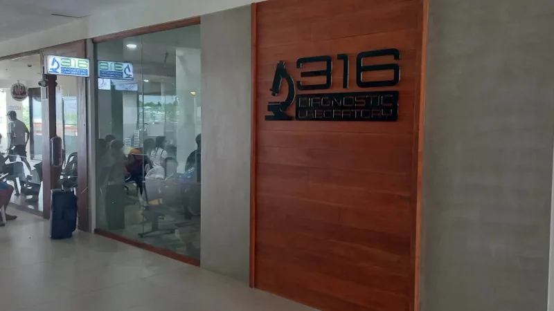 about-316-laboratory-bg 316 Diagnostic + Laboratory Facility